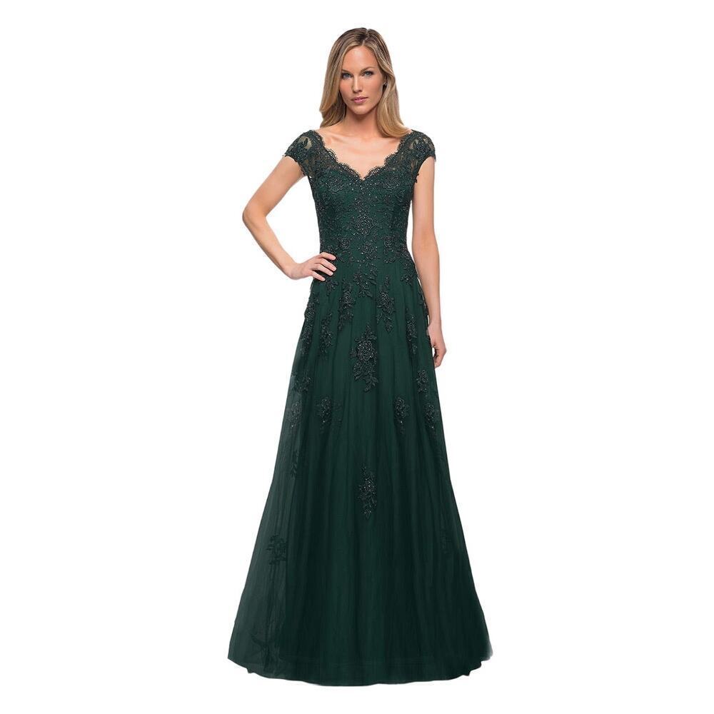 LA FEMME 26942 Lace Evening Gown with Cap Sleeves and V-Neck Size 10 NWOT